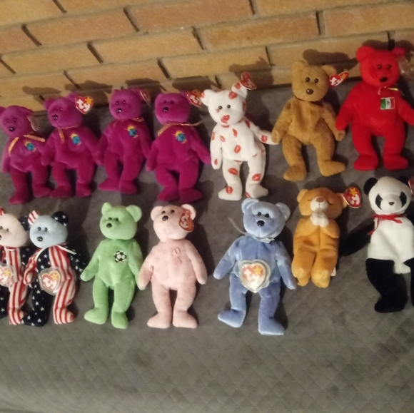 Bear lot - Picture 1 of 3